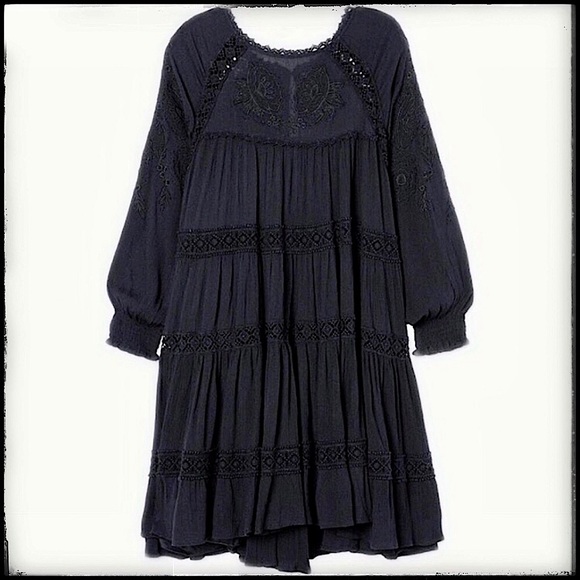 ❌SOLD❌ FREE PEOPLE Mini Dress Piece of Your Heart Tiered Beautiful Black Lace 🖤 - Picture 15 of 15